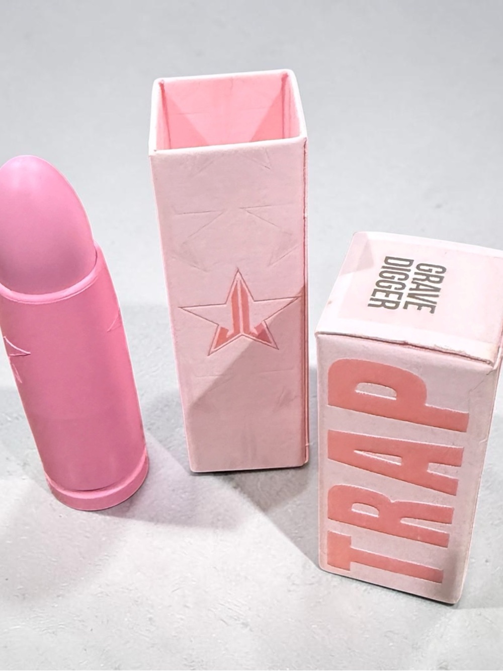 Free Jeffrey star lipstick during today’s live